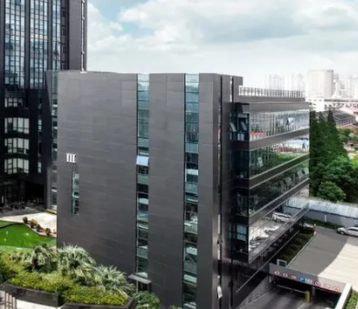 基于容器化技术的企业级Web应用部署方案与实施建议